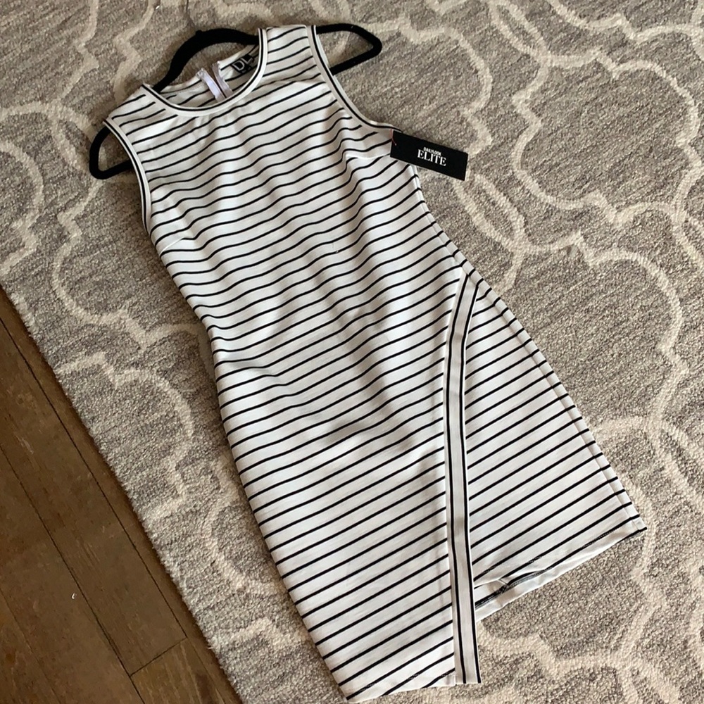 Daily Look mini dress! Size Medium, never worn